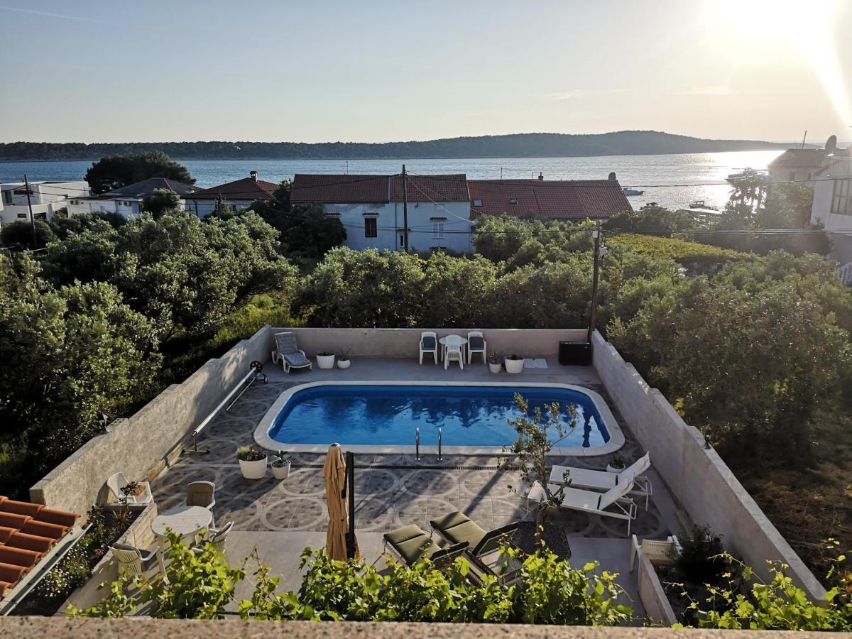 Casa Surya - Apartments With Sea View And Swimming Pool Barbat na Rabu Buitenkant foto