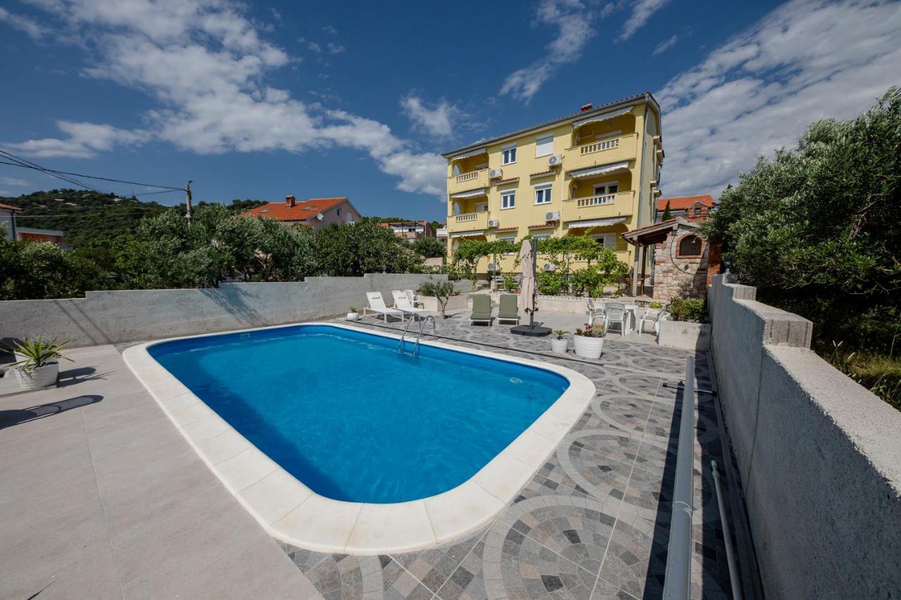Casa Surya - Apartments With Sea View And Swimming Pool Barbat na Rabu Buitenkant foto