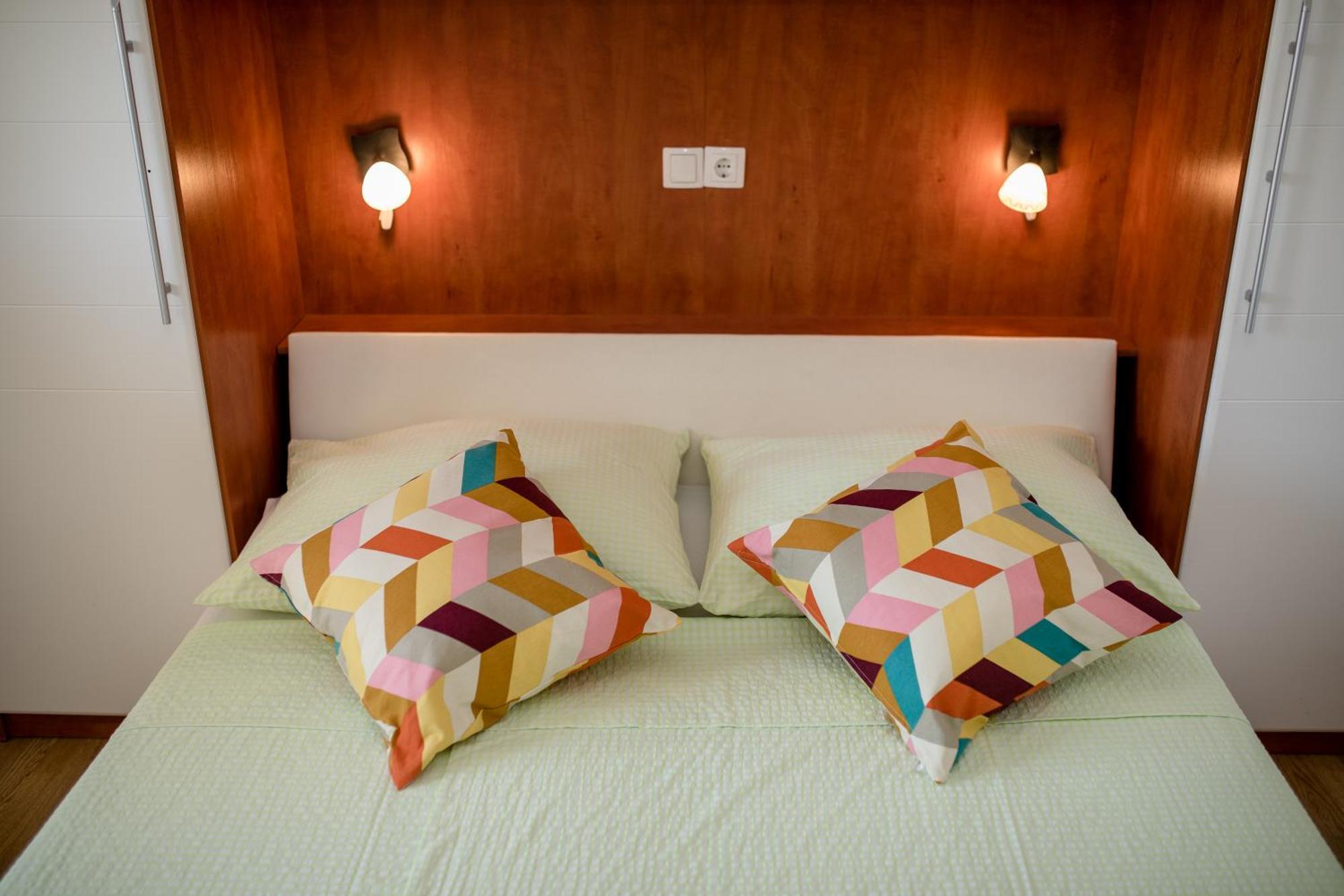 Casa Surya - Apartments With Sea View And Swimming Pool Barbat na Rabu Buitenkant foto